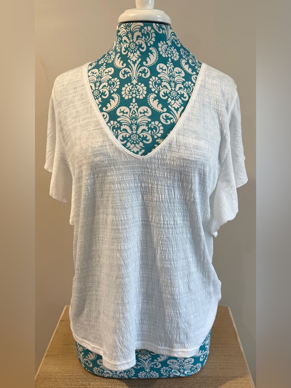 Molly Bracken Women's White V-Neck Lightweight Top with Flutter Short Sleeves
